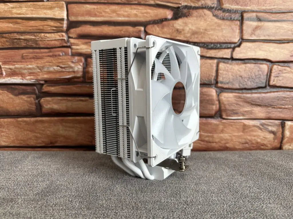 Thermalright Assassin Spirit 120 Vision ARGB White – elegancja i wydajność w jednym 60 IMG 9922