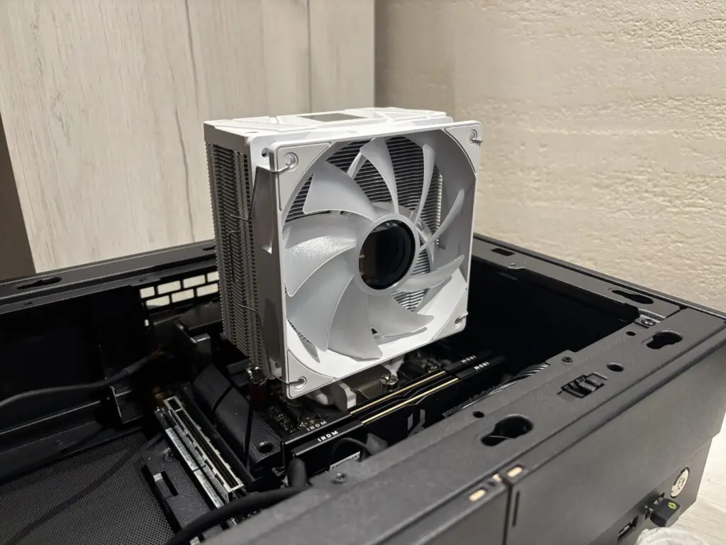 Thermalright Assassin Spirit 120 Vision ARGB White – elegancja i wydajność w jednym 96 IMG 9932