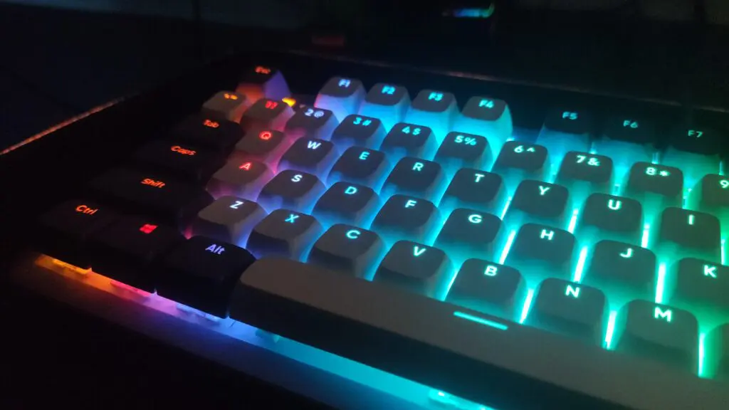 Dark Project ALU87A Violet – przyjemna klawiatura z kilkoma minusami 50 IMG 20250504 204922