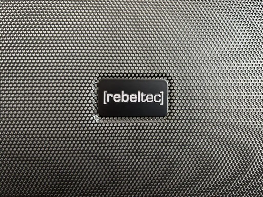 Rebeltec SoundBox 650 – Potężny Głośnik Bluetooth 80W z Funkcją Karaoke i TWS 42 IMG 0804