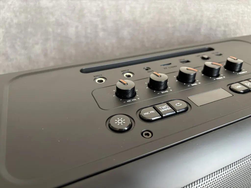 Rebeltec SoundBox 650 – Potężny Głośnik Bluetooth 80W z Funkcją Karaoke i TWS 30 IMG 0808