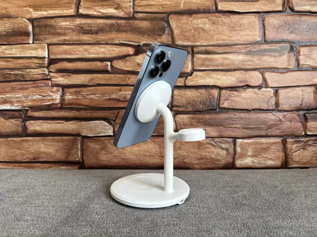 Recenzja biurkowej stacji ładującej 3in1 Greencell Magscape 50 IMG 0922