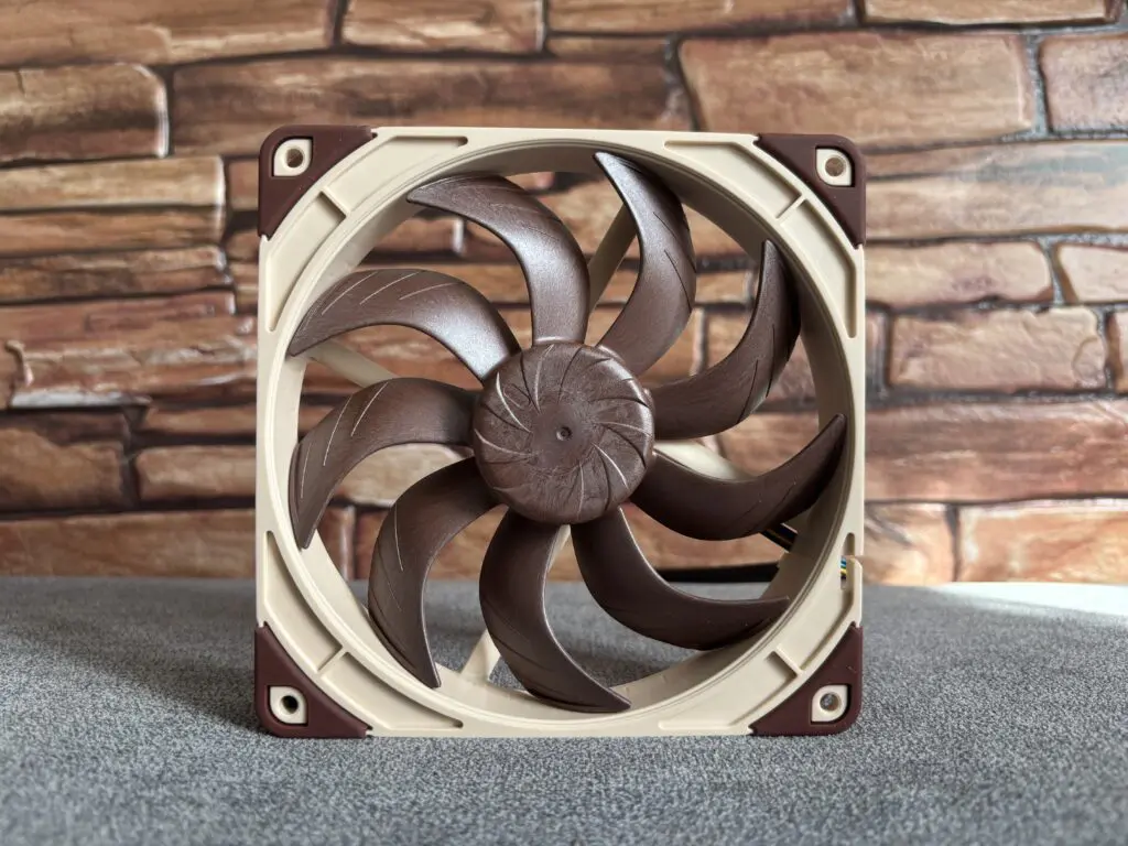 Rewolucyjny wentylator Noctua NF-A14x25 G2 48 IMG 1111