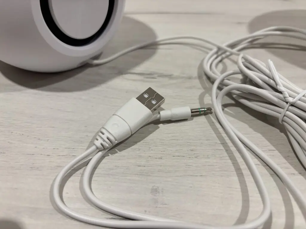 Creative Pebble 2.0 czyli najmniejsze kamyczki 44 IMG 1929
