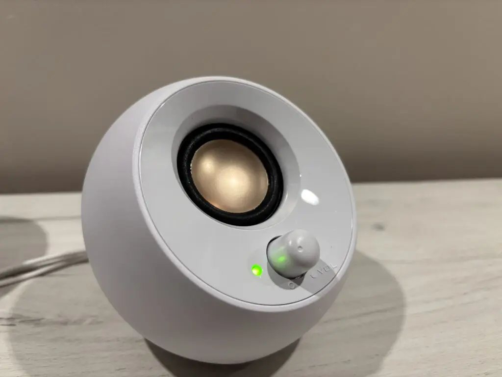 Creative Pebble 2.0 czyli najmniejsze kamyczki 48 IMG 1931