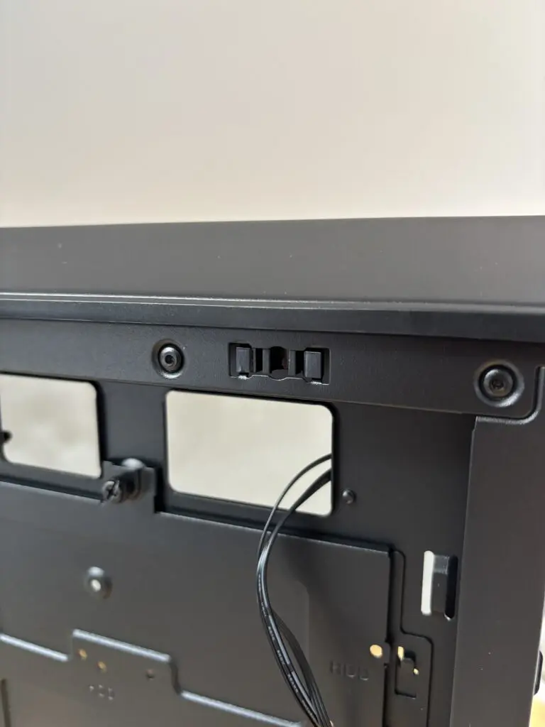 Recenzja obudowy MSI MAG Pano M100R PZ 18 IMG 1979