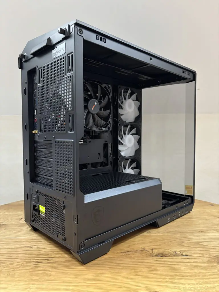 Recenzja obudowy MSI MAG Pano M100R PZ 60 IMG 2011