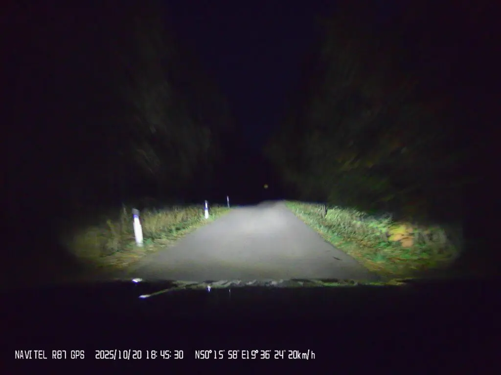 NAVITEL R87 GPS - solidny strażnik Twojej trasy 52 2025 10 20 184531 00