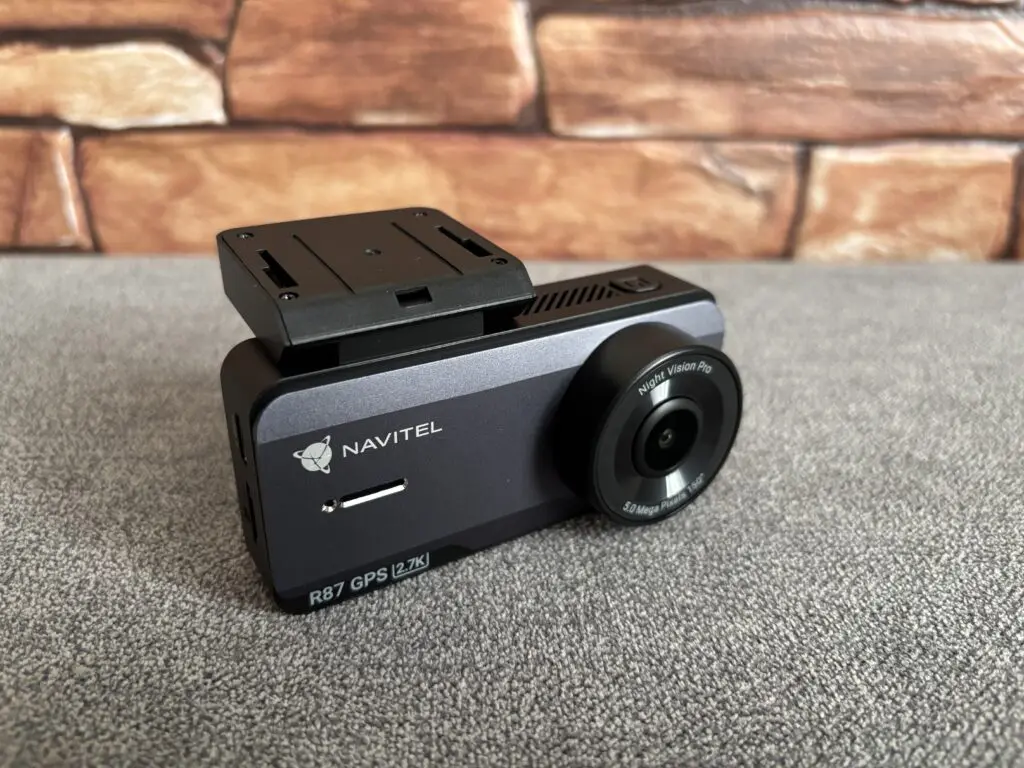 NAVITEL R87 GPS - solidny strażnik Twojej trasy 34 IMG 2495