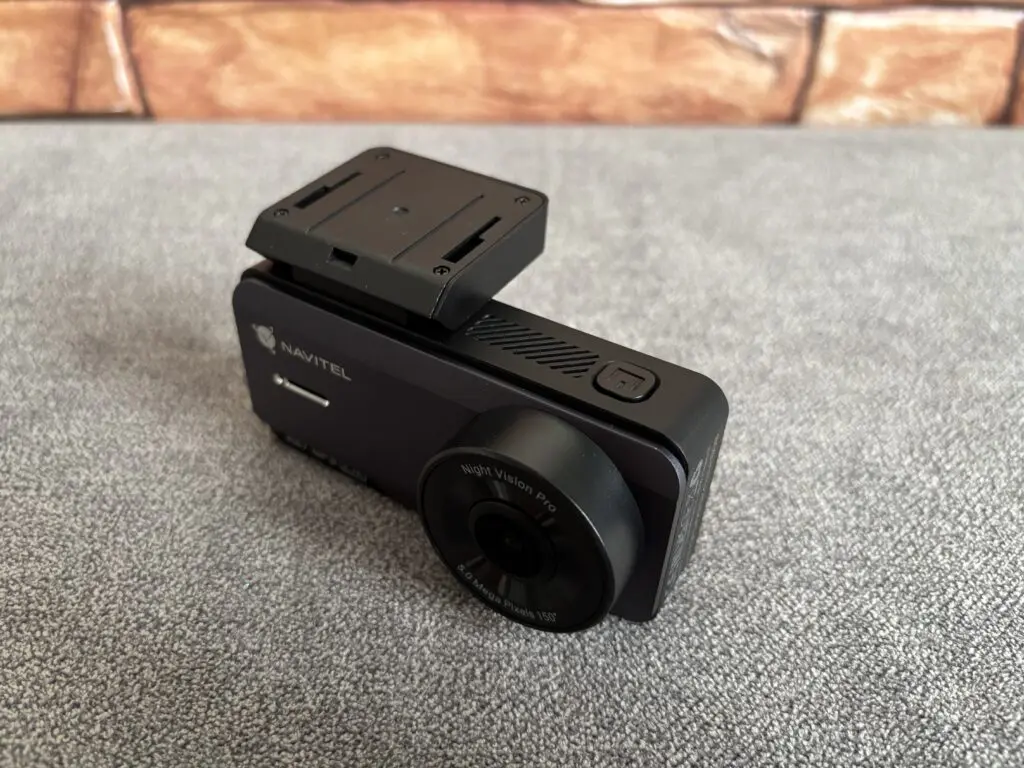 NAVITEL R87 GPS - solidny strażnik Twojej trasy 28 IMG 2496