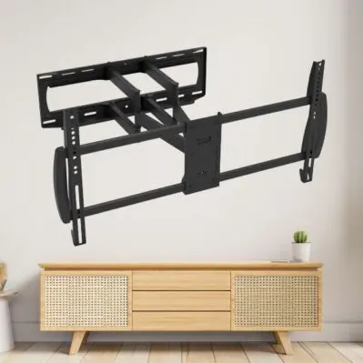 Uchwyt do TV Montis MT162 Denali na tle pokoju telewizyjnego