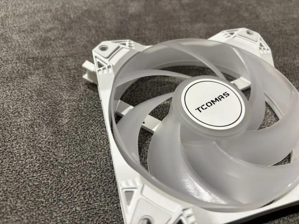 Tcomas LE200 240 i 360, nowy gracz zamiesza na rynku? 98 IMG 2866