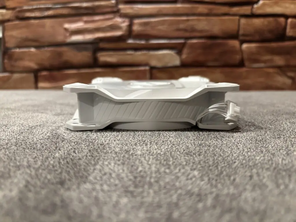 Tcomas LE200 240 i 360, nowy gracz zamiesza na rynku? 104 IMG 2869