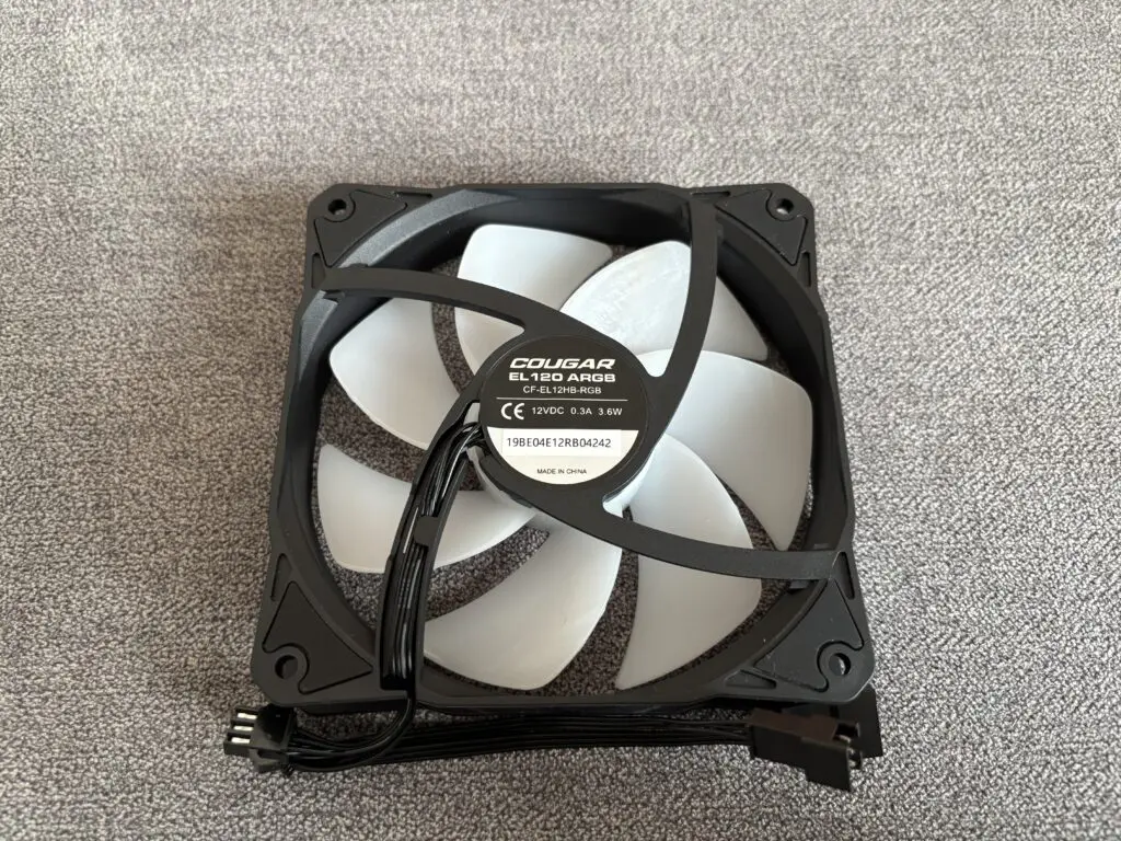 Recenzja COUGAR Poseidon Elite ARGB 360 60 IMG 2987