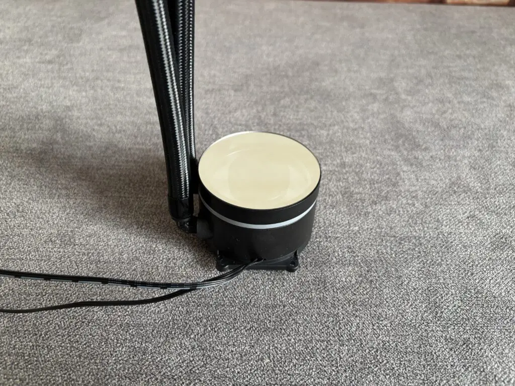 Recenzja COUGAR Poseidon Elite ARGB 360 40 IMG 3009