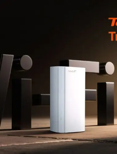 Pojedynczy węzeł systemu Mesh Wi-Fi 7 Tenda EE3 Pro na tle napisu 3D "Wi-Fi 7", w prawym górnym rogu logo Tenda i napis "Trade-In"