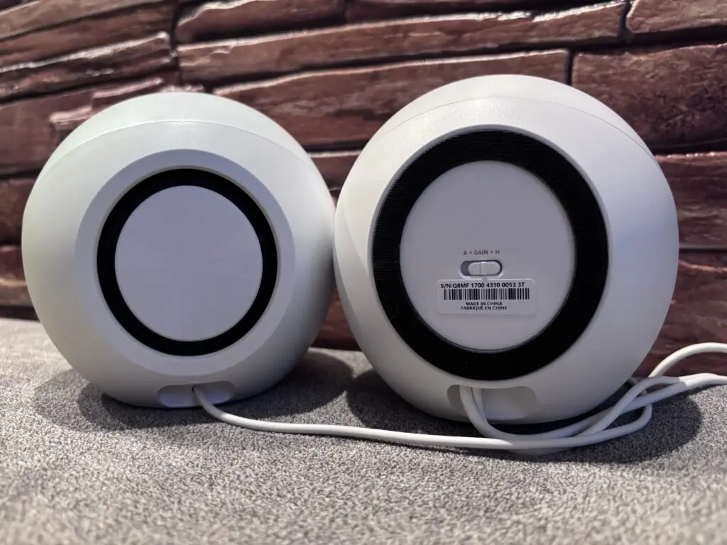 Creative Pebble SE i Creative Pebble V3 68 IMG 3352