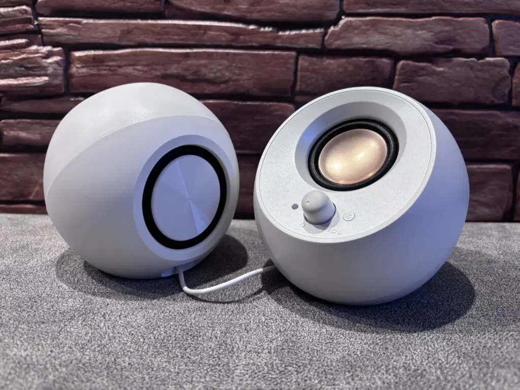 Creative Pebble SE i Creative Pebble V3 66 IMG 3354