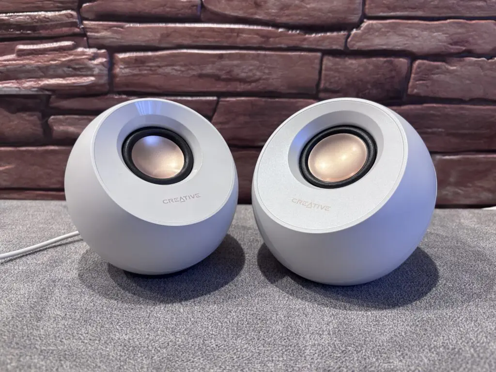 Creative Pebble SE i Creative Pebble V3 74 IMG 3358