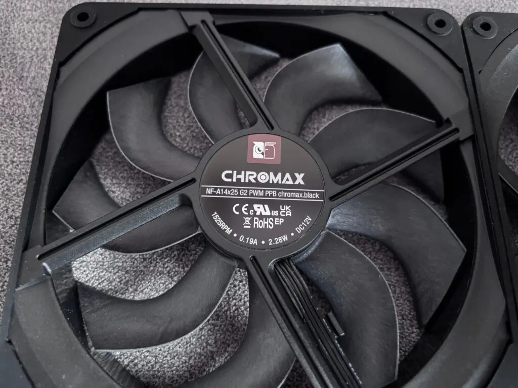 Recenzja Noctua NF-A14x25 G2 oraz NF-A14x25r G2 chromax.black 78 IMG 3574