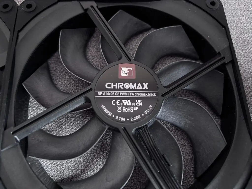 Recenzja Noctua NF-A14x25 G2 oraz NF-A14x25r G2 chromax.black 80 IMG 3576