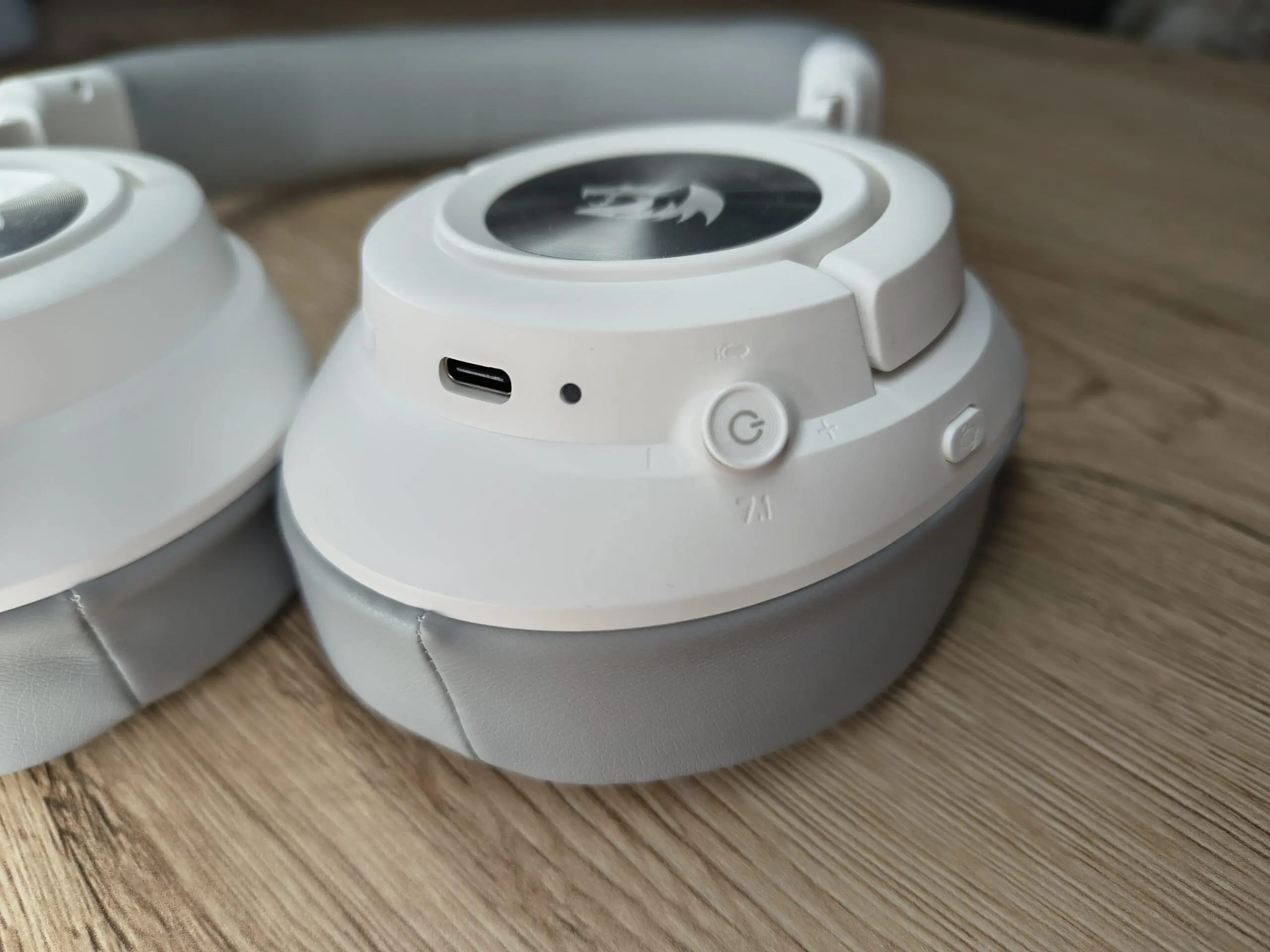 Słuchawki REDRAGON Spectra Pro H889WG – na bogato w niskiej cenie? 48 Słuchawki REDRAGON Spectra Pro H889WG