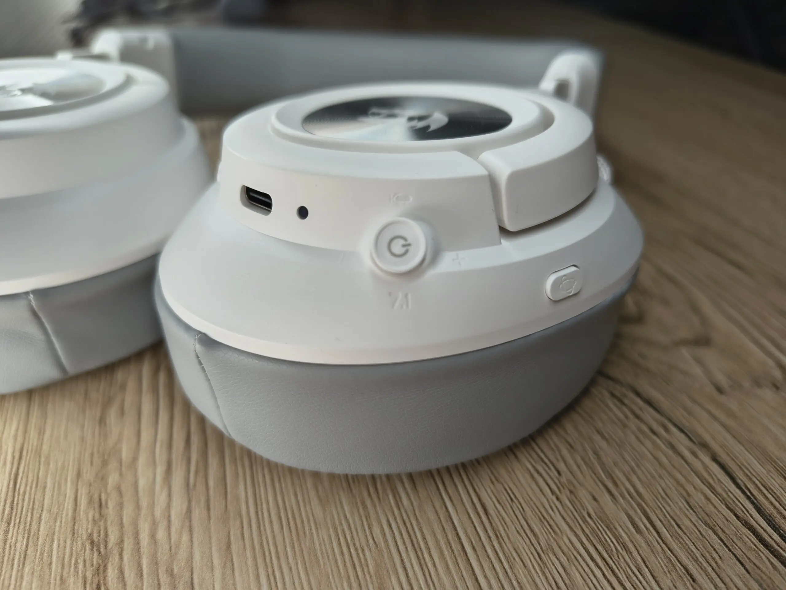 Słuchawki REDRAGON Spectra Pro H889WG – na bogato w niskiej cenie? 50 Słuchawki REDRAGON Spectra Pro H889WG