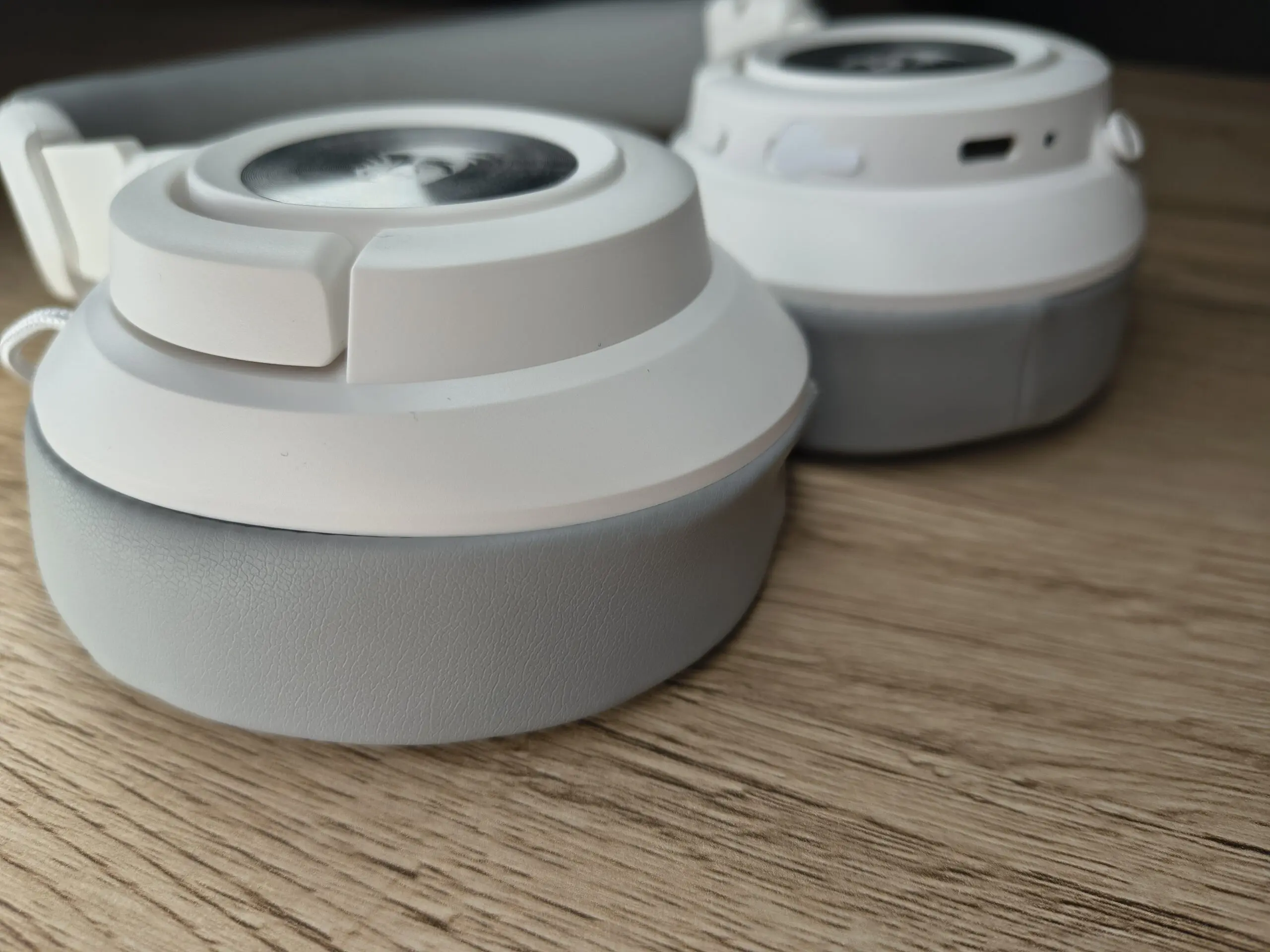 Słuchawki REDRAGON Spectra Pro H889WG – na bogato w niskiej cenie? 36 Słuchawki REDRAGON Spectra Pro H889WG