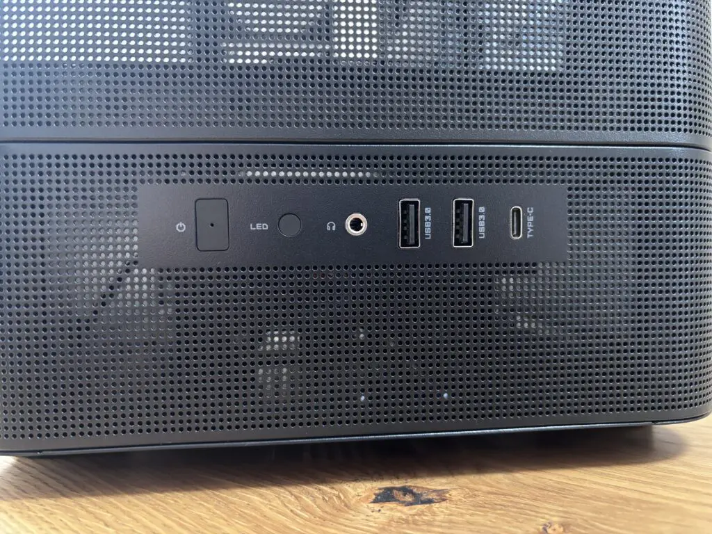 Recenzja Modecom Volcano AQ400 ARGB Midi 48 IMG 5160