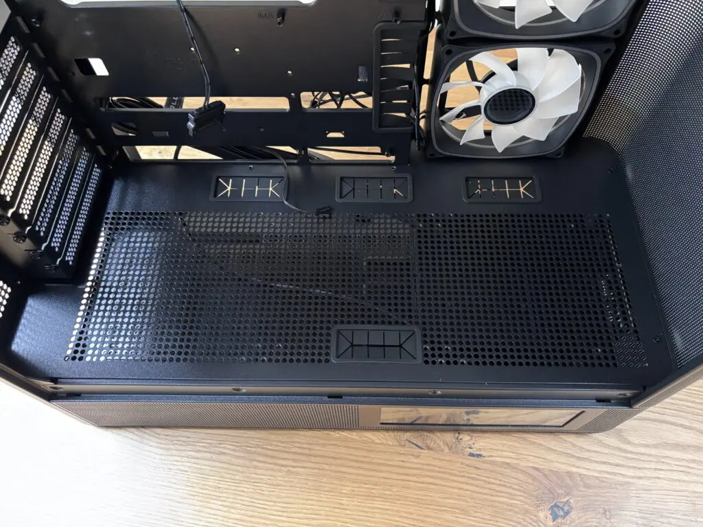 Recenzja Modecom Volcano AQ400 ARGB Midi 68 IMG 5169