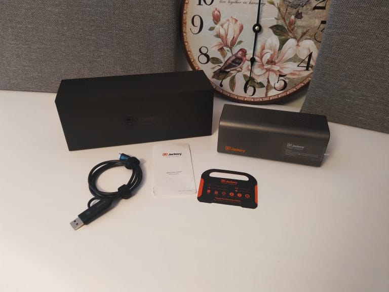 Potężny powerbank z gniazdkiem 220V | Jackery PowerBar