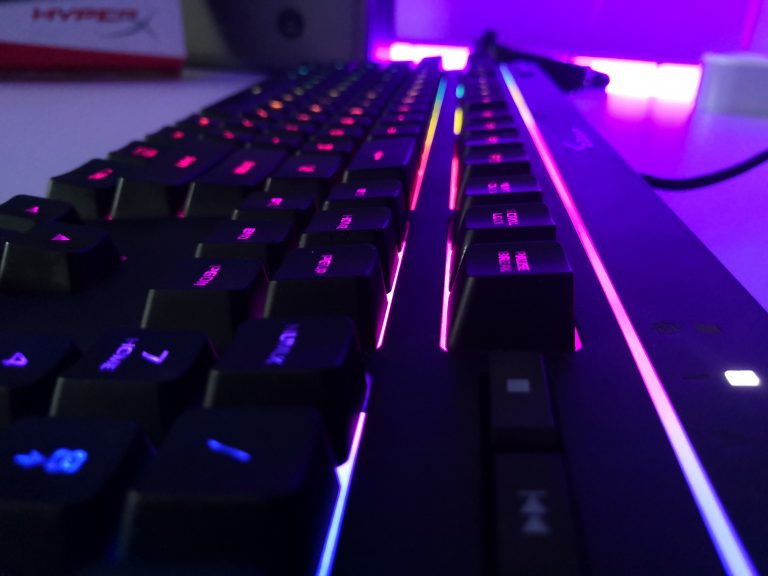 Cicha i dobra klawiatura membranowa od HyperX | HyperX Alloy Core RGB