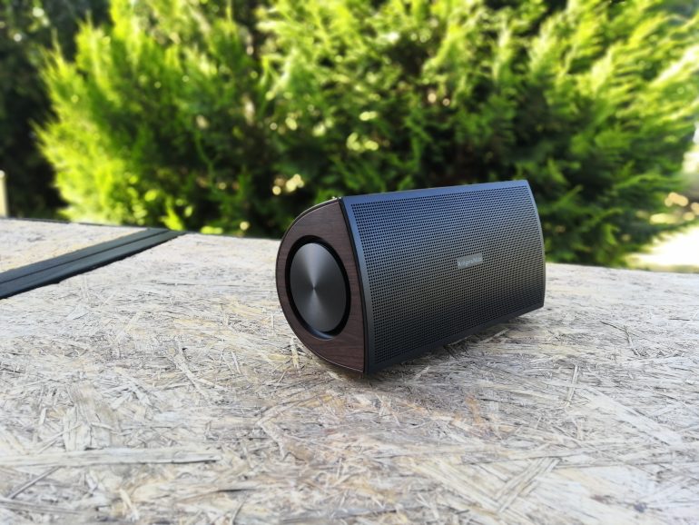 Stylowy bezprzewodowy głośnik Bluetooth o sporej mocy