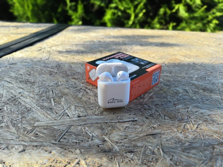 AirPodsy za 80zł? Słuchawki douszne Bluetooth TWS od Media-Tech