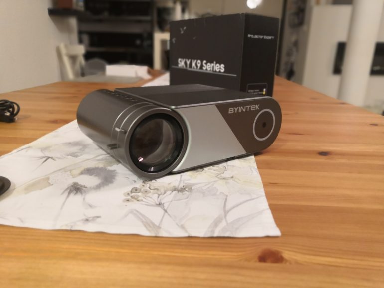 SKY K9, czyli tani projektor HD od BYINTEK za 540zł