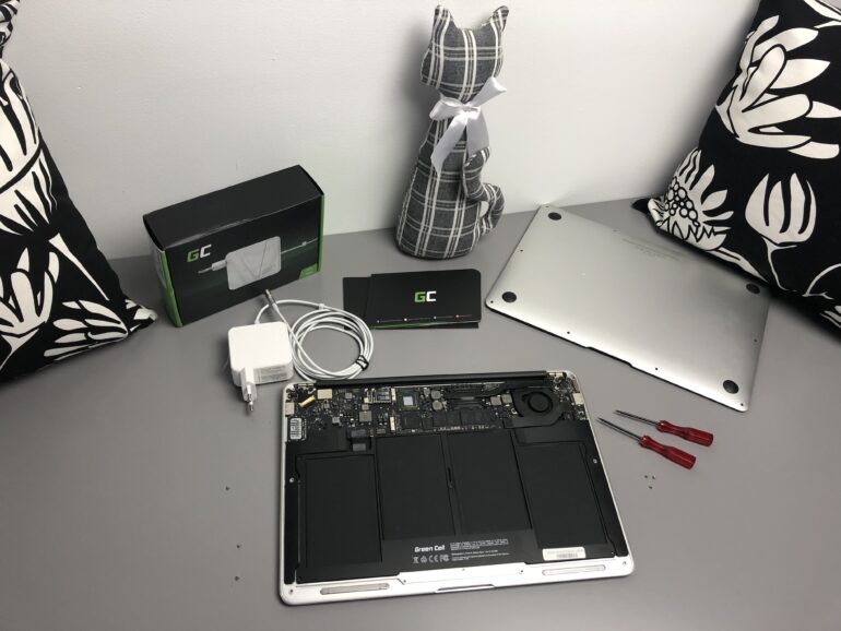 Słaba bateria w MacBooku? Wymień ją sam!