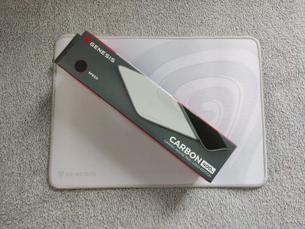 Białe stanowisko gracza? Sprawdź Genesis Carbon 400M