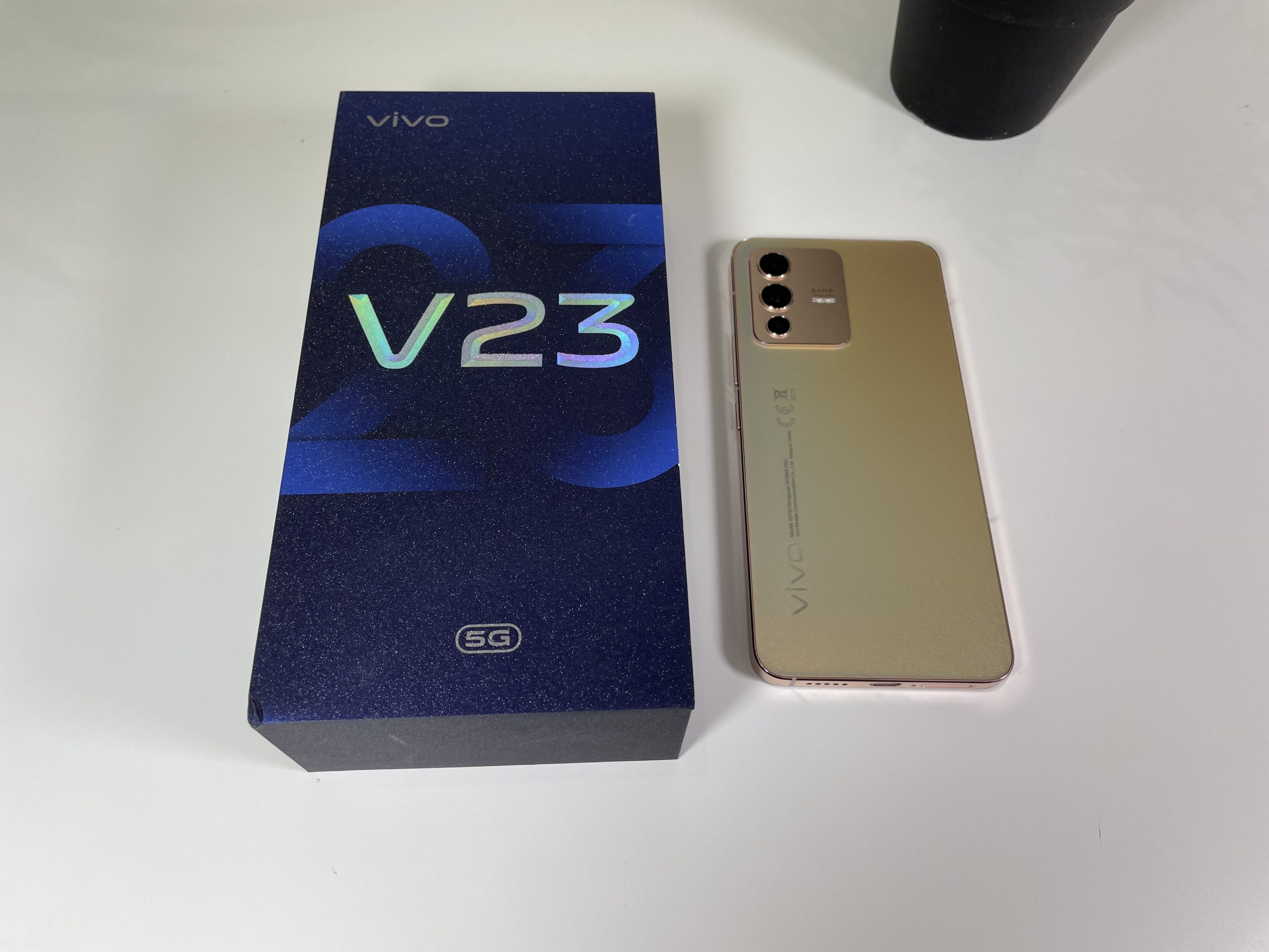 Test Vivo V23 5G – wymarzony smartfon do selfie, ale czy to wystarczy?