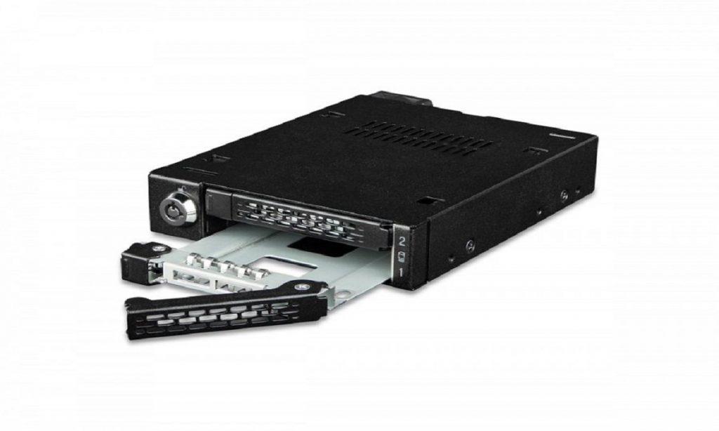 Icy Dock ToughArmor MB092VK-B – dyski bezpieczne pod kluczem