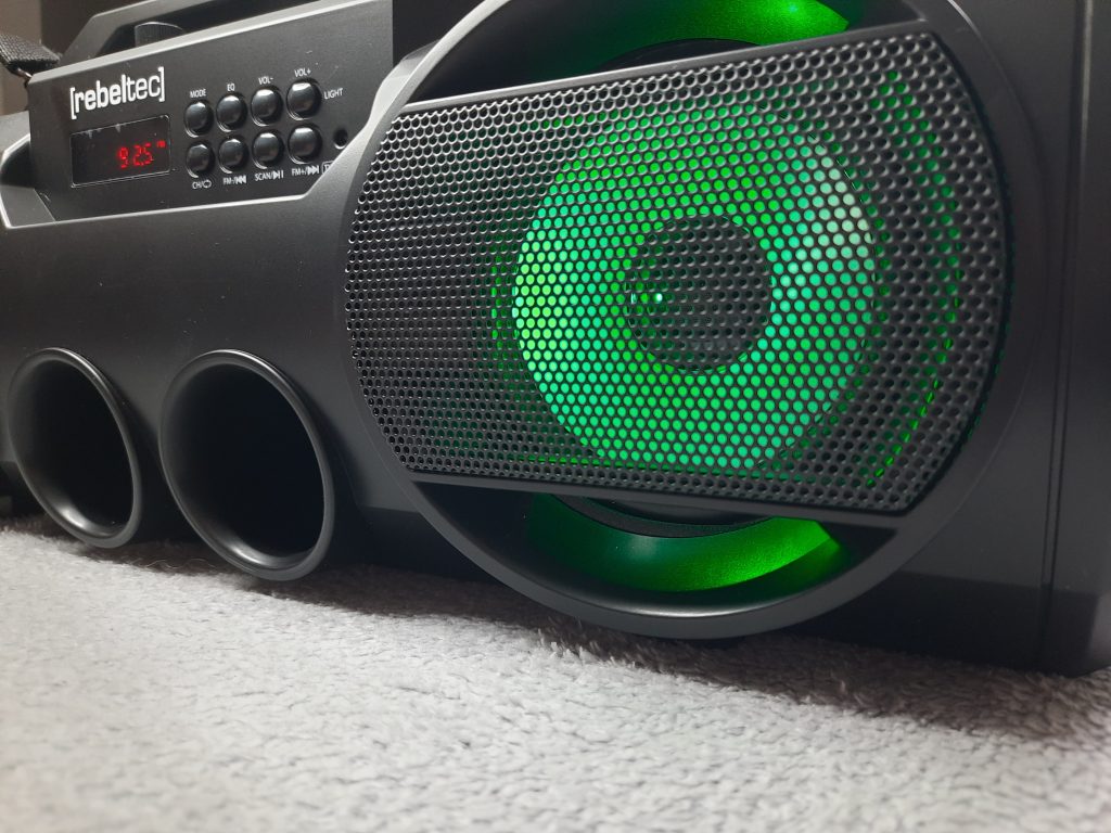 Tani, dobry boombox w Twoim domu