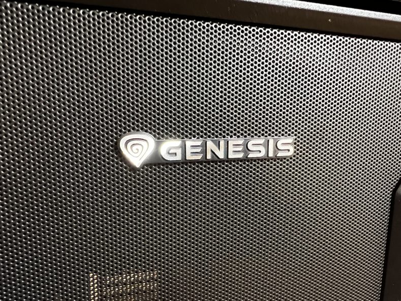 Recenzja Genesis Irid 505 V2