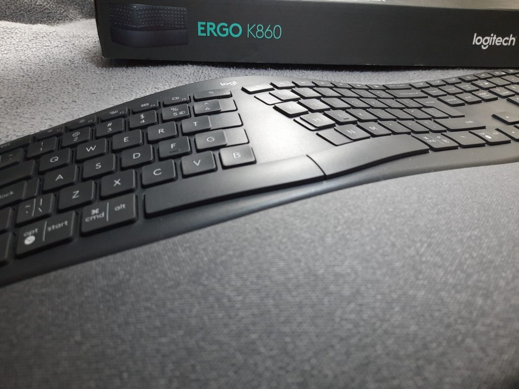 Recenzja Logitech Ergo K860