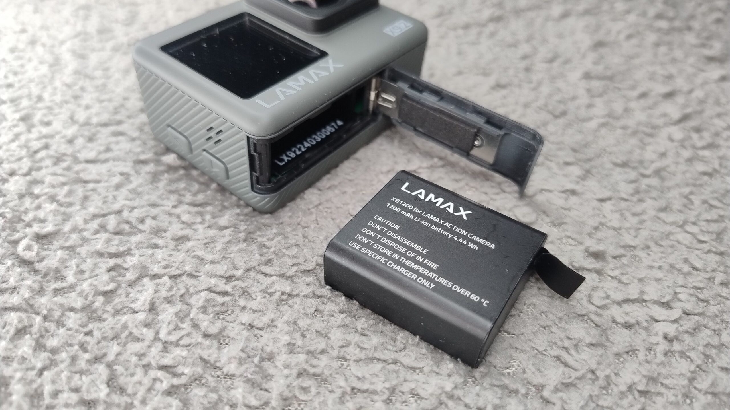 Kamerka Lamax H9.2 - bateria