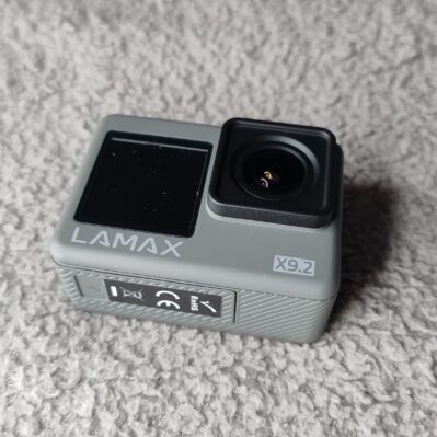 Kamerka Lamax X9.2