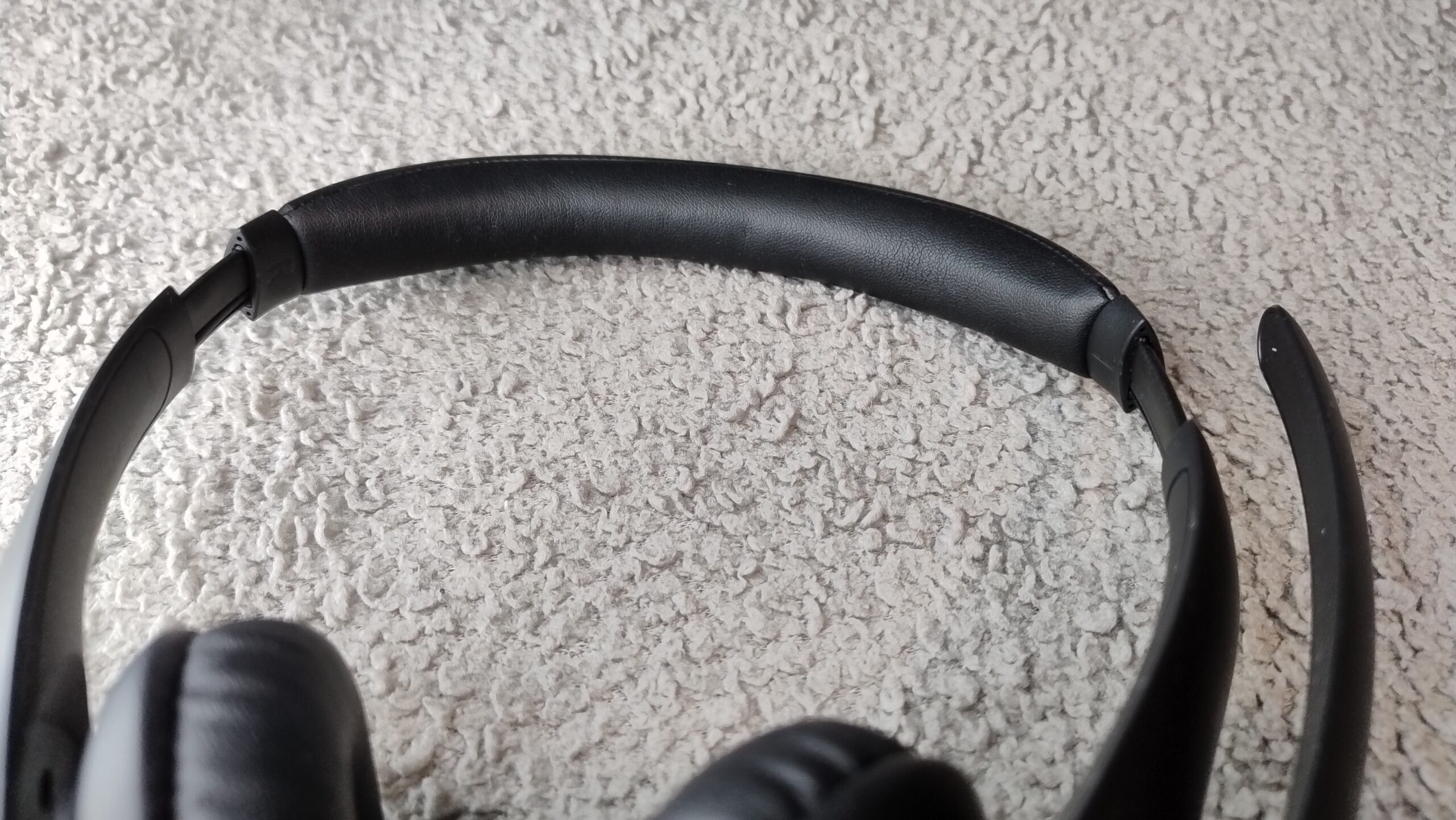 Logitech Zone 300