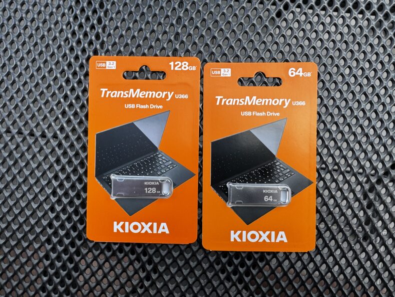 Pendrive KIOXIA U366 USB 3.2 – porównanie wersji 64 GB i 128 GB