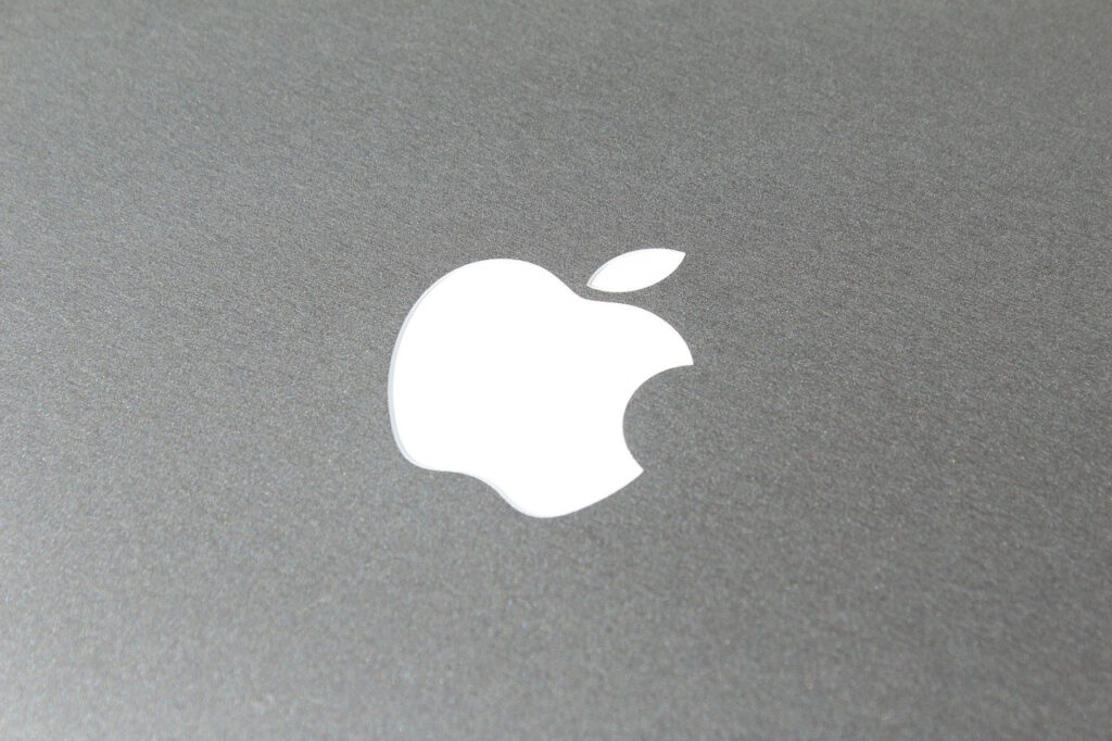 Smartfony Apple – dlaczego warto inwestować w urządzenia tej marki?