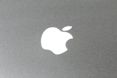 Smartfony Apple – dlaczego warto inwestować w urządzenia tej marki?