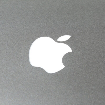 Smartfony Apple – dlaczego warto inwestować w urządzenia tej marki?