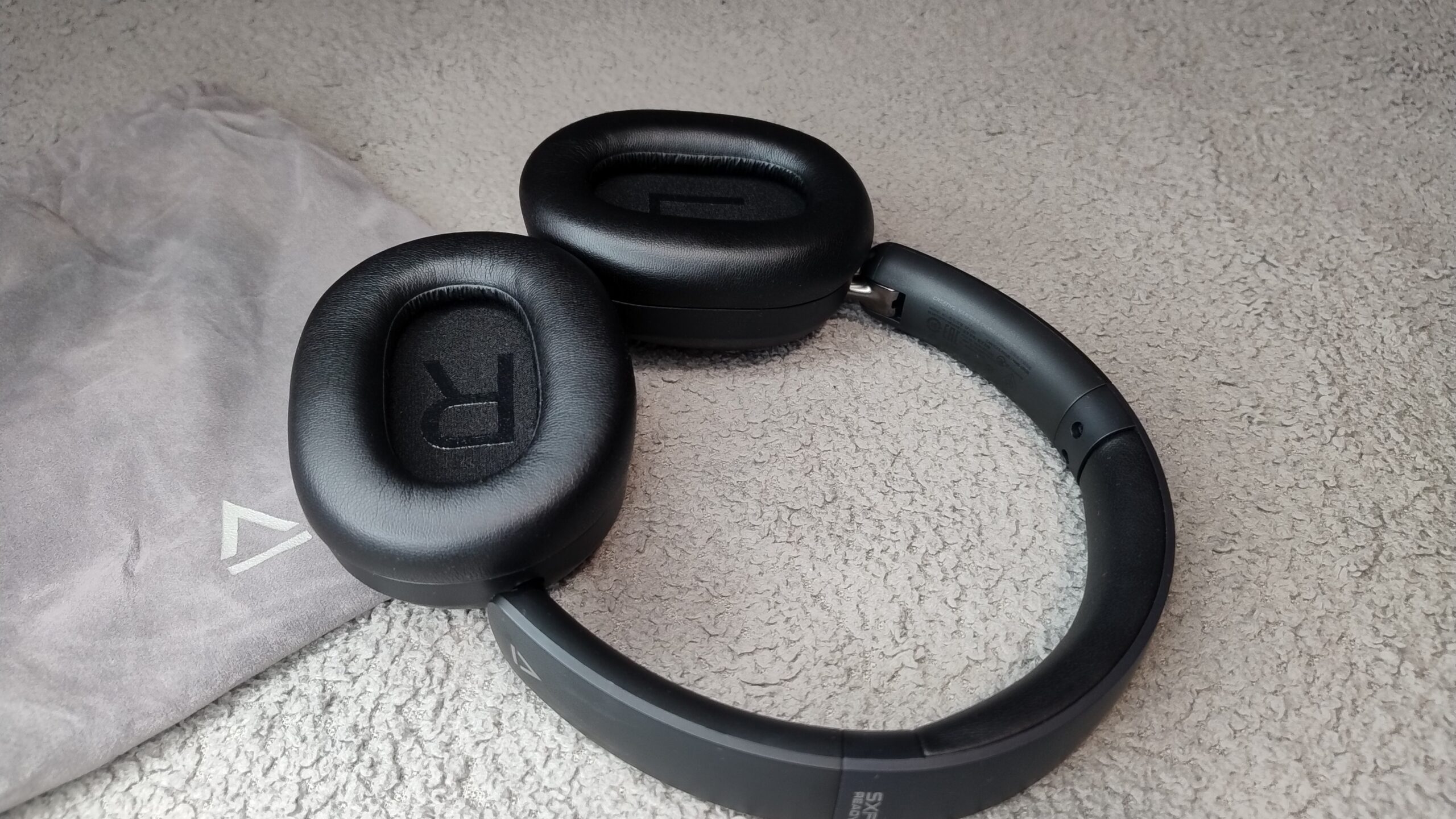 Nauszniki Creative Zen Hybrid 2